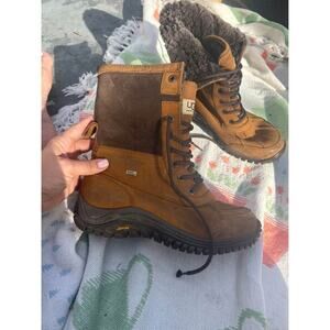 Ugg Boots Womens Brown Suede Leather Adirondack Vibram Wool Lined Waterproof 7